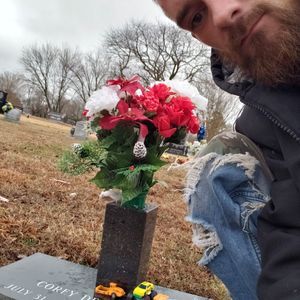 Meet your Posher, Travis